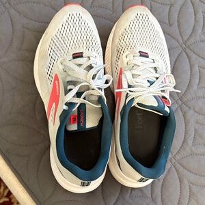 Brooks Women's White and Coral Athletic Shoes